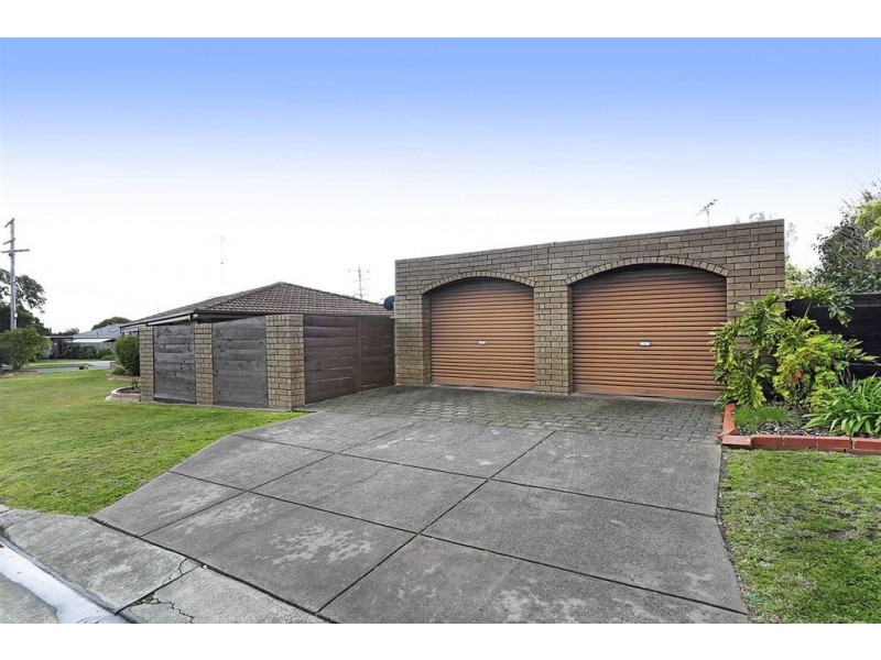 31 Greenville Drive, Grovedale VIC 3216