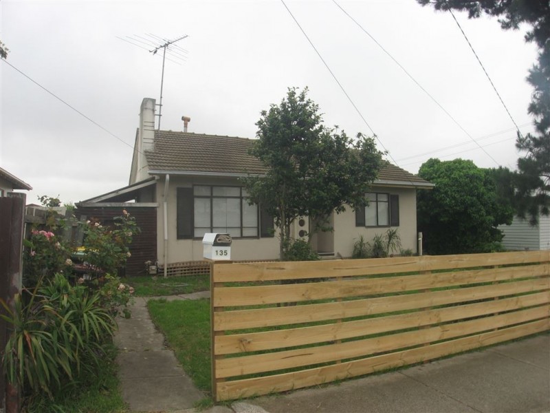 135 Princes Highway, Norlane VIC 3214