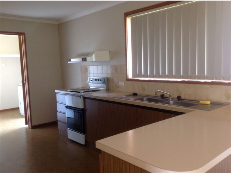 6 Moreland Avenue, Corio VIC 3214