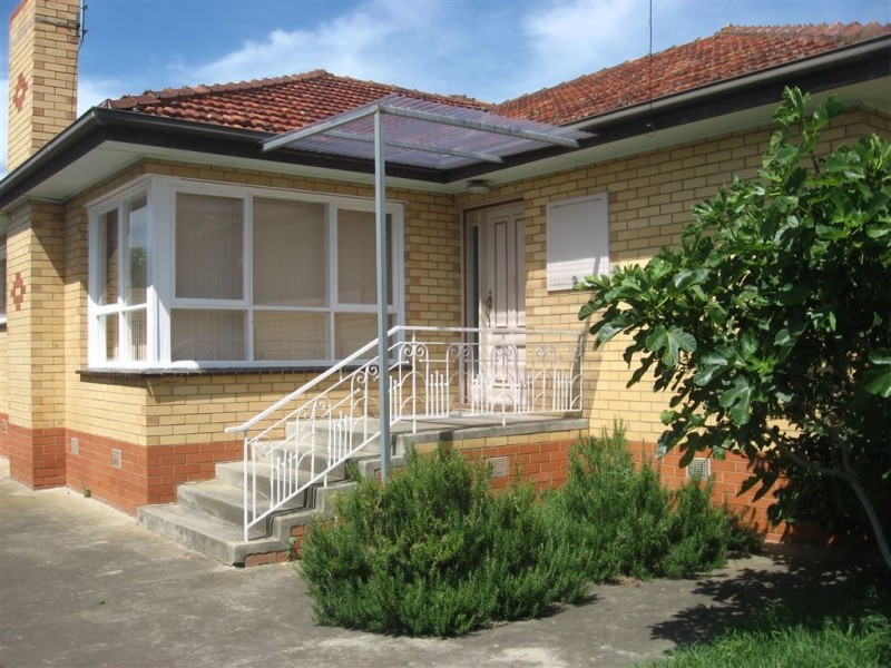 9 Thorburn Street, Bell Park VIC 3215