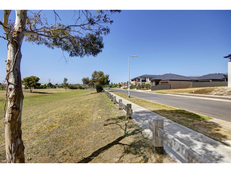 8 Rita Court, Bell Post Hill VIC 3215