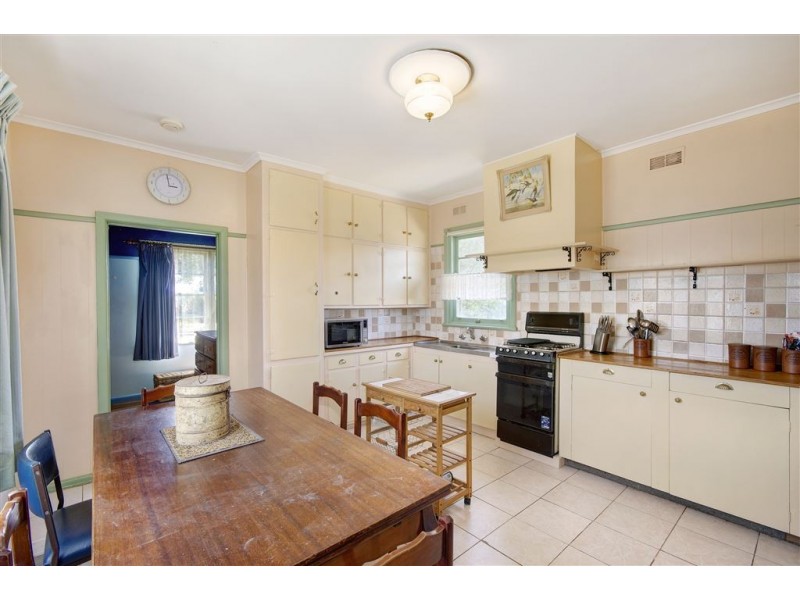 123 Station Street, Norlane VIC 3214