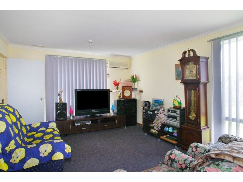 4 Tuffs Court, Corio VIC 3214