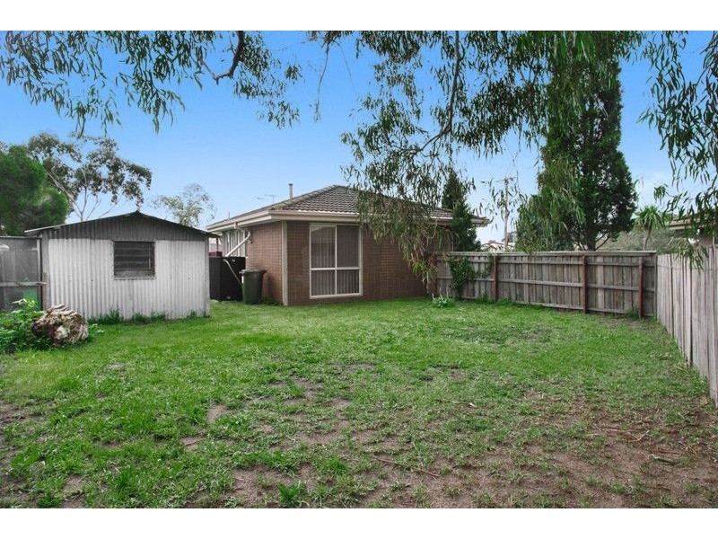 4 Tuffs Court, Corio VIC 3214