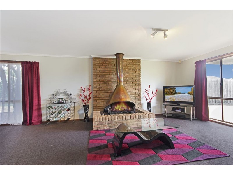 4 Cudgee Court, Corio VIC 3214