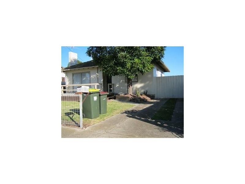 133 Princes Highway, Norlane VIC 3214