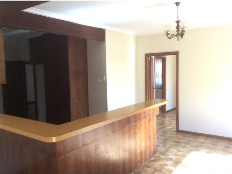 17 Sladen Street, Hamlyn Heights VIC 3215