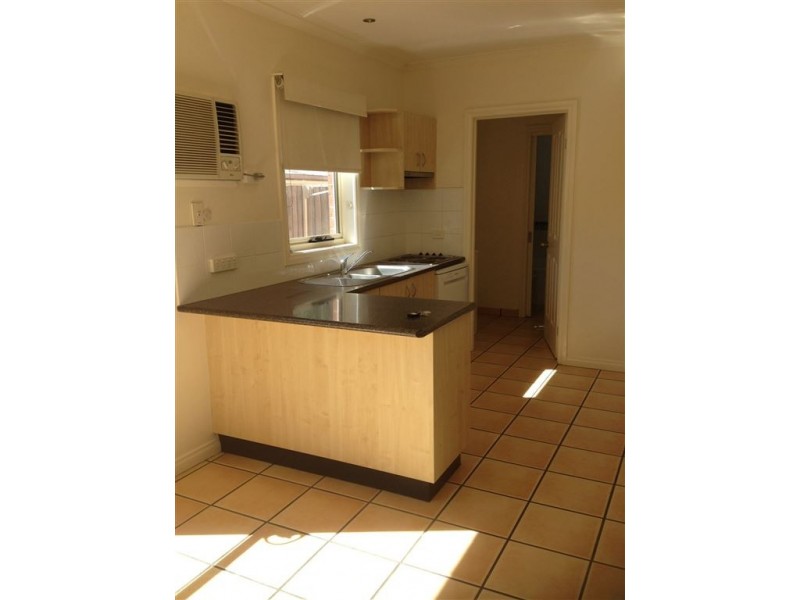 2/73 Marshall Street, Newtown VIC 3220