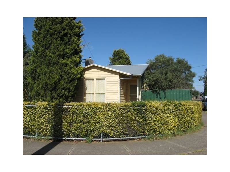 65 Waitara Grove, Norlane VIC 3214