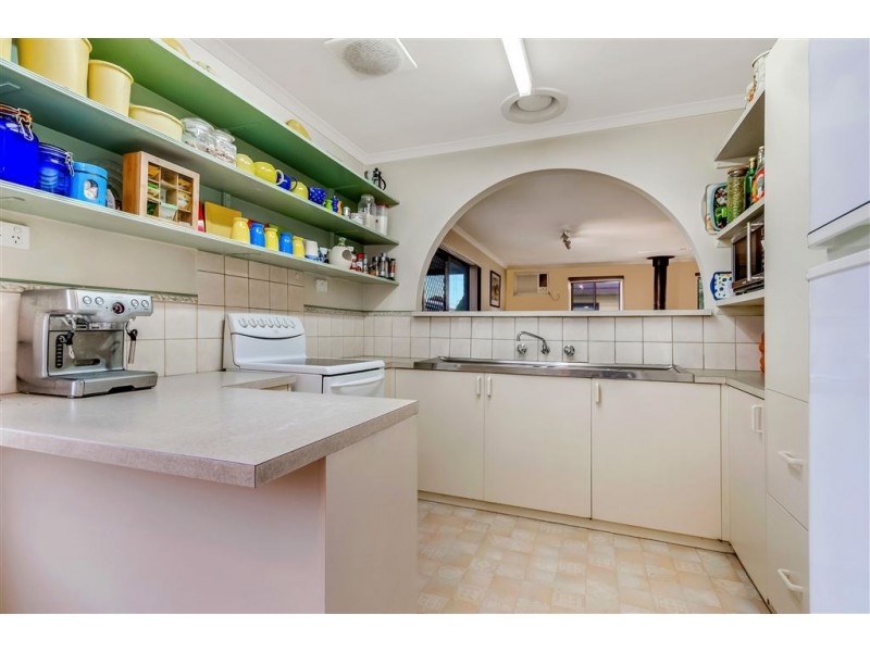 8 Eucalypt Court, Corio VIC 3214