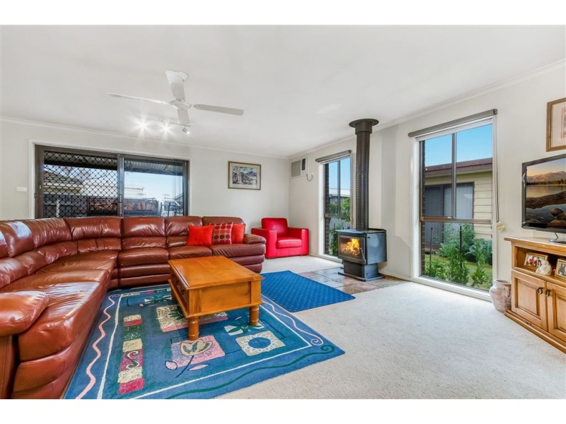 8 Eucalypt Court, Corio VIC 3214