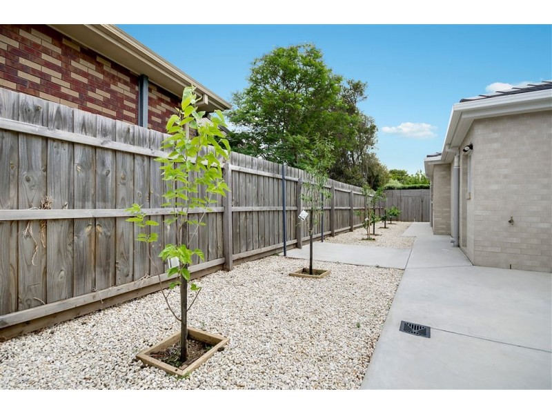 2/16 Bellnore Drive, Norlane VIC 3214