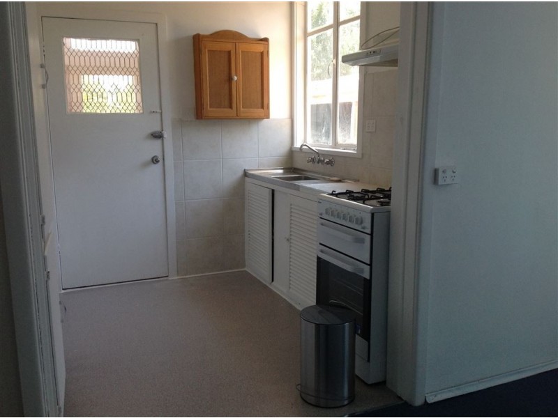 29 Spruhan Ave, Norlane VIC 3214