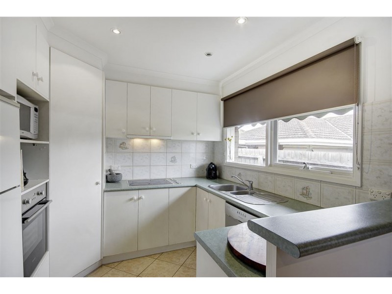 9 Newton Avenue, Bell Post Hill VIC 3215