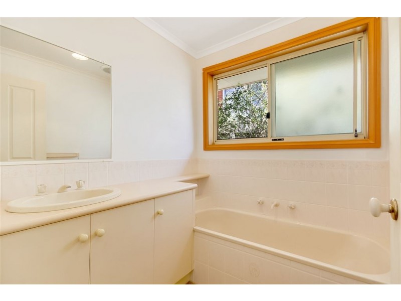 45 Newton Avenue, Bell Post Hill VIC 3215