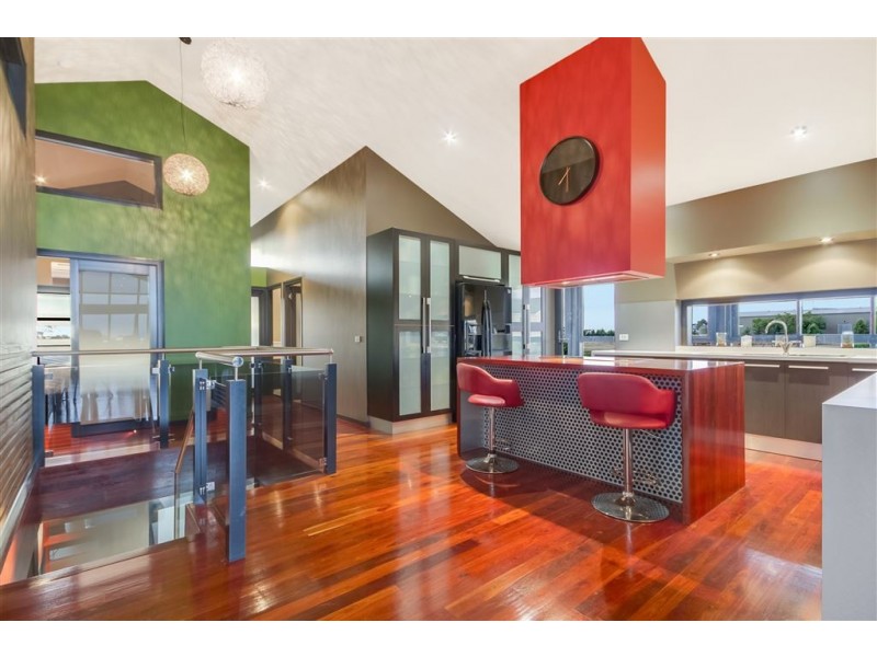 10 Glenora Place, Batesford VIC 3221