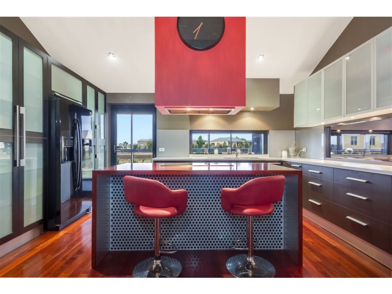 10 Glenora Place, Batesford VIC 3221