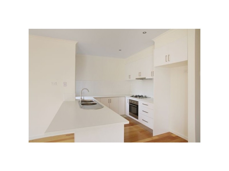 1/8 Eaglemont Crescent, Bell Post Hill VIC 3215