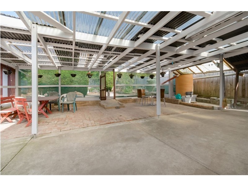 6 Kinnordy Court, Hamlyn Heights VIC 3215