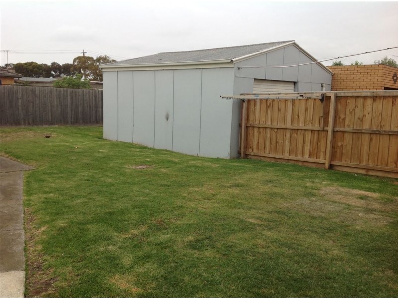 18 Kaunas Street, Bell Park VIC 3215