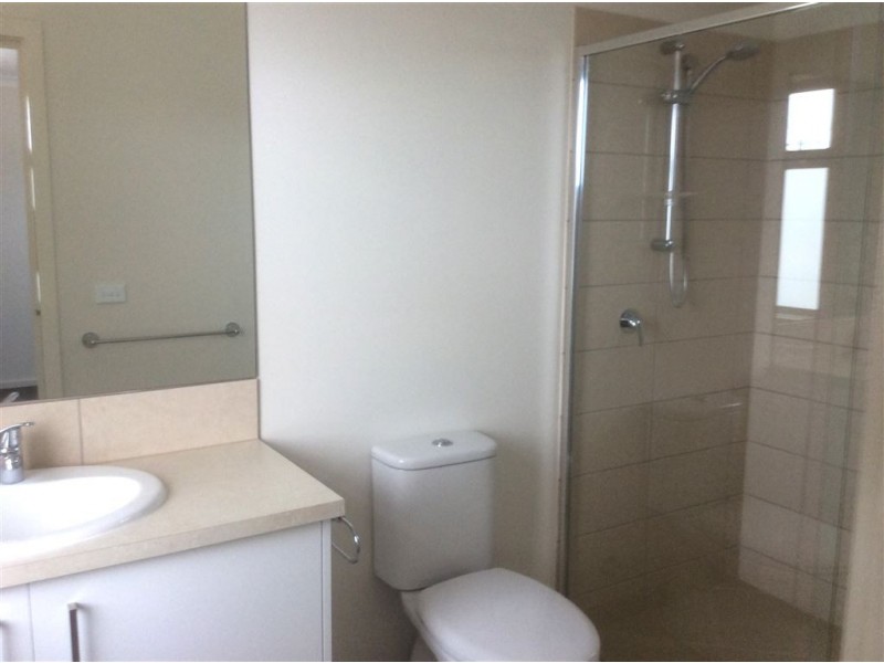 2/574 Thompson Road, Norlane VIC 3214