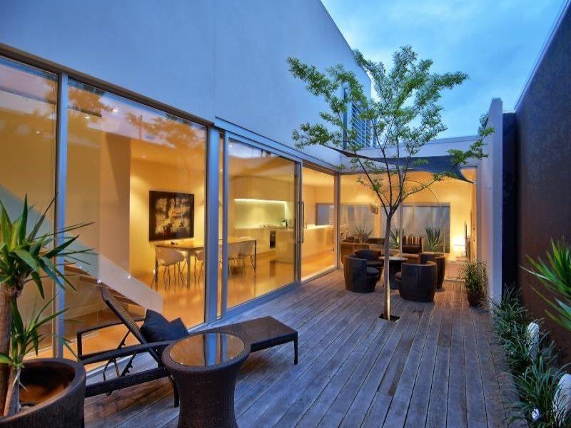 21 Clarendon Street, Newtown VIC 3220