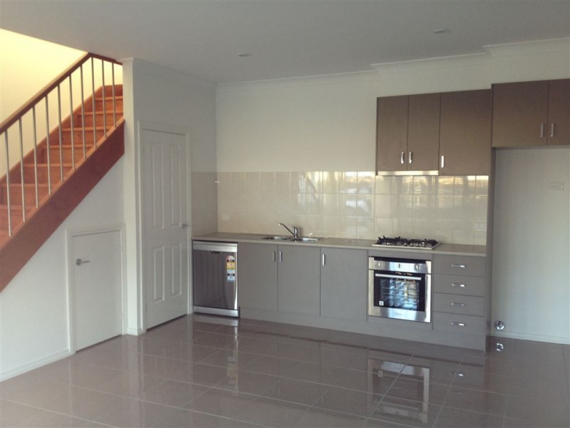 2/58 Bacchus Marsh Road, Corio VIC 3214