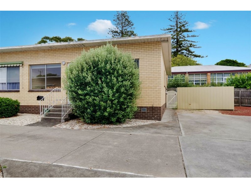 3/2-4 Murphy Avenue, Herne Hill VIC 3218