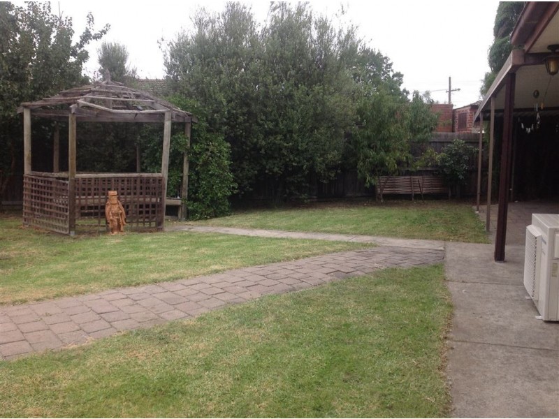 12 Bottlebrush Court, Corio VIC 3214