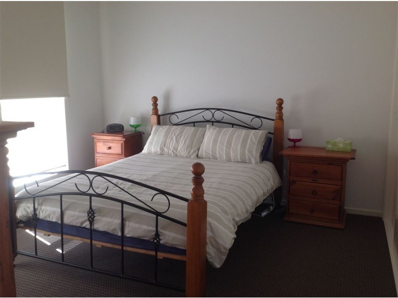 1B Wilkins Close, Corio VIC 3214