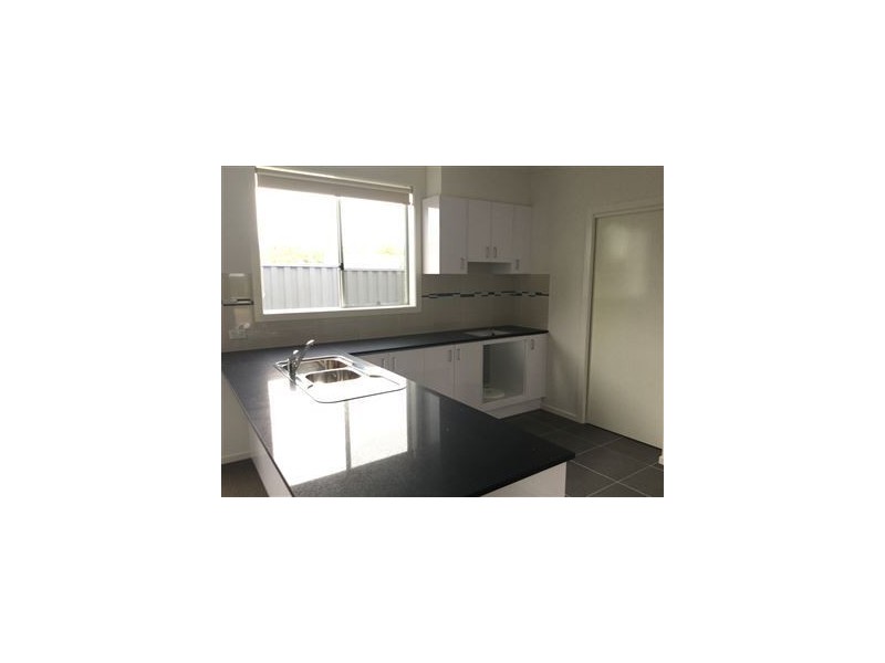 1B Wilkins Close, Corio VIC 3214