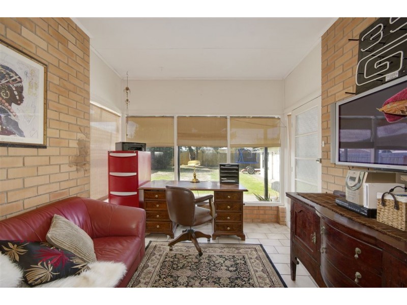 8 Willana Avenue, Hamlyn Heights VIC 3215