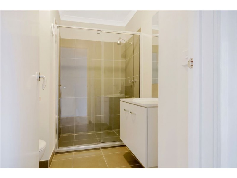 34B Pettit Crescent, Norlane VIC 3214