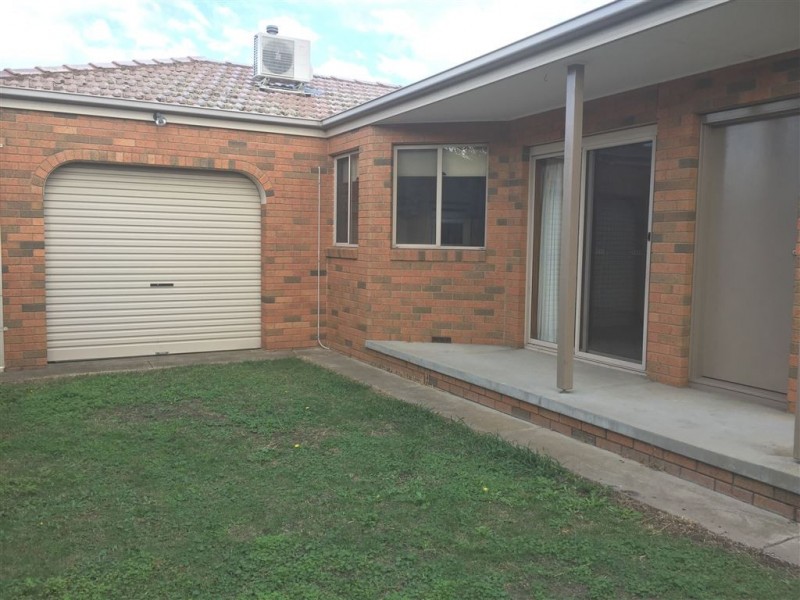 2/14 Synnott Street, Hamlyn Heights VIC 3215