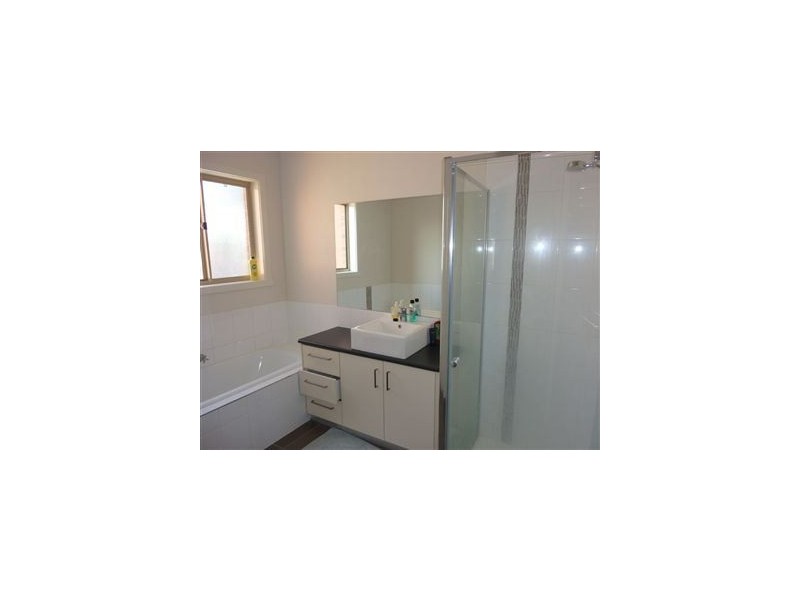 1/121 Goldsworthy Road, Corio VIC 3214