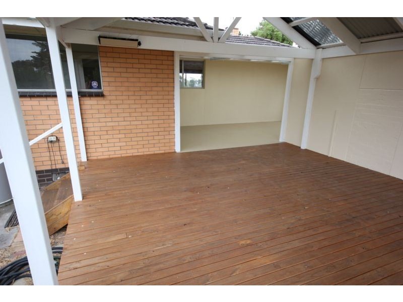 17 Avonlea Road, Bell Post Hill VIC 3215