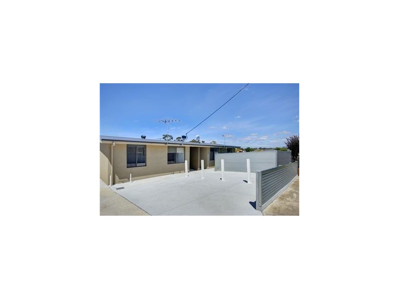 1/3 Kinnordy Court, Hamlyn Heights VIC 3215