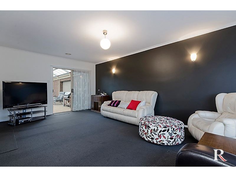 70 Cloverdale Drive, Corio VIC 3214