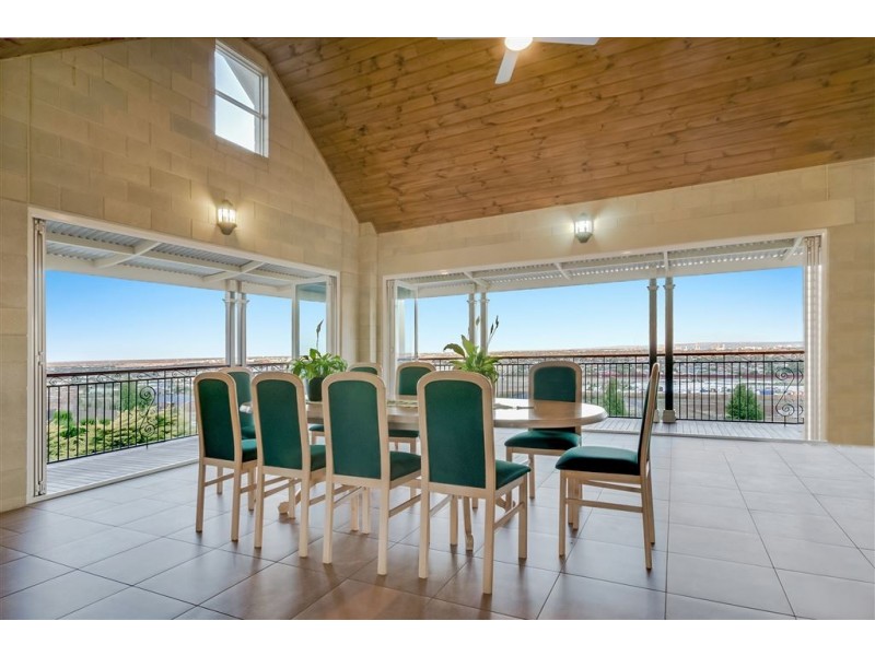 40 Eva Place, Lovely Banks VIC 3221