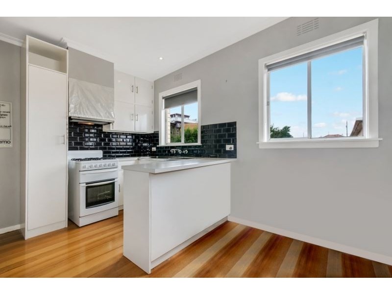 3/2-4 Murphy Avenue, Herne Hill VIC 3218