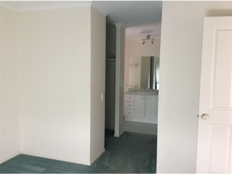 7 Woodvale Court, Bell Park VIC 3215