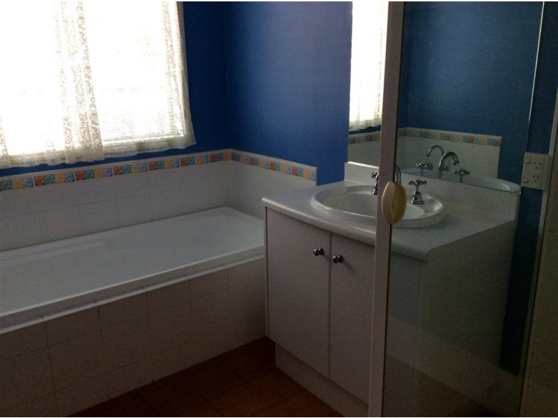 7 Woodvale Court, Bell Park VIC 3215