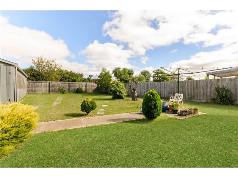 110 Vines Road, Hamlyn Heights VIC 3215