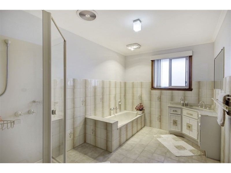 30 Curtin Street, Bell Park VIC 3215