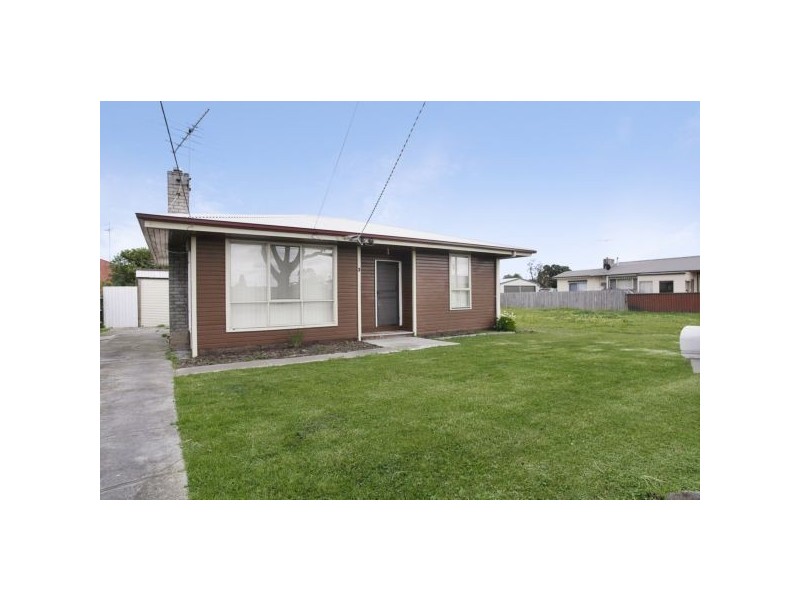 3 Eagle Parade, Norlane VIC 3214