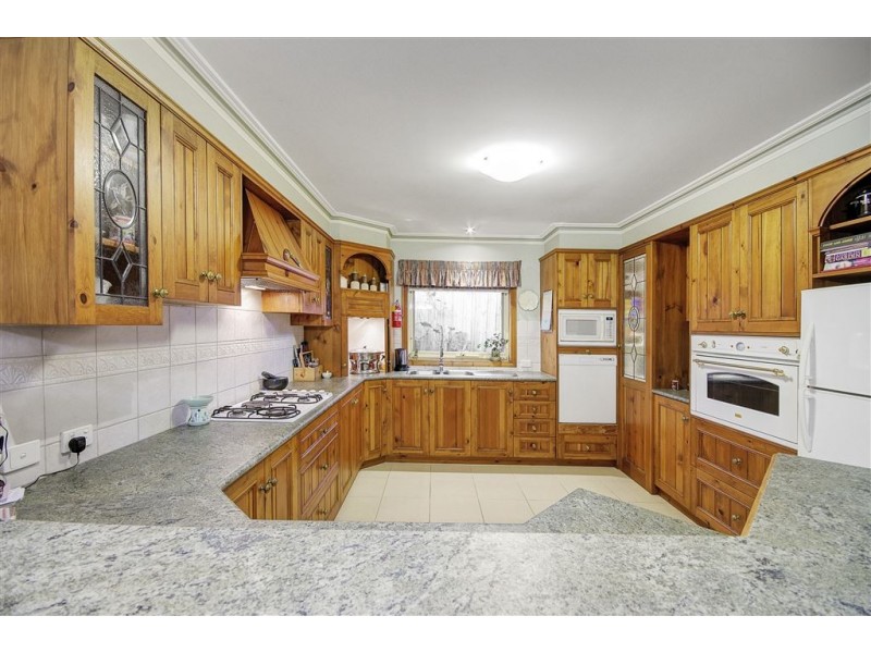 9 Schofield Court, Bell Post Hill VIC 3215