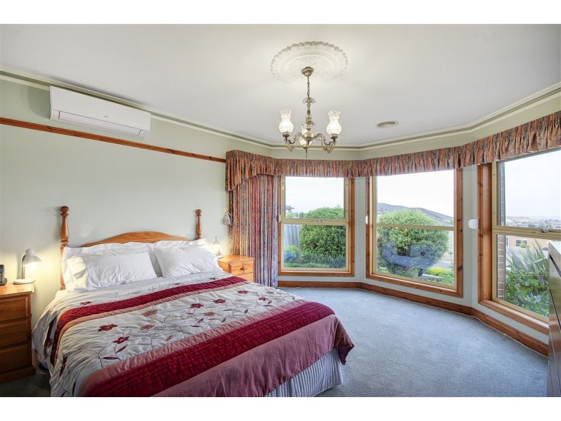 9 Schofield Court, Bell Post Hill VIC 3215