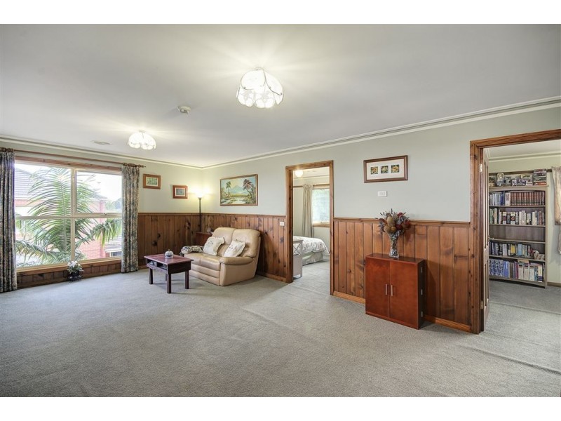 9 Schofield Court, Bell Post Hill VIC 3215