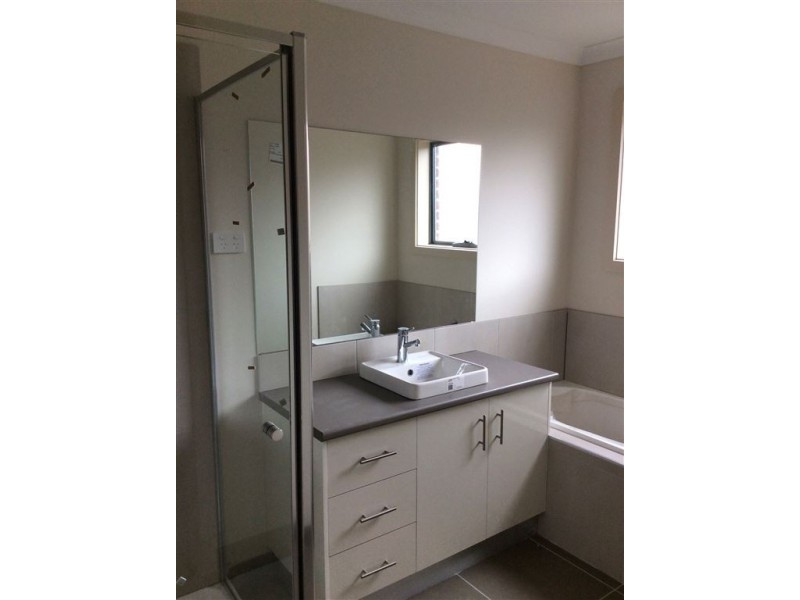 1/47 Deakin Street, Bell Park VIC 3215