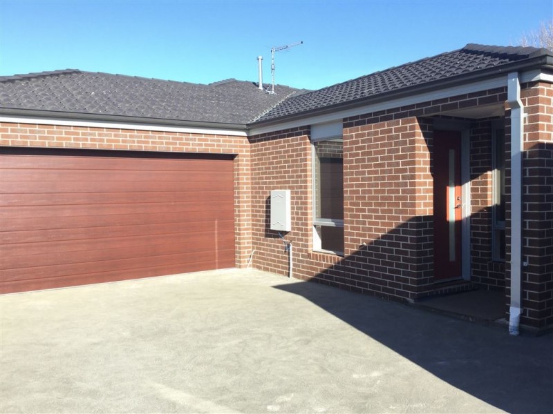 2/47 Deakin Street, Bell Park VIC 3215